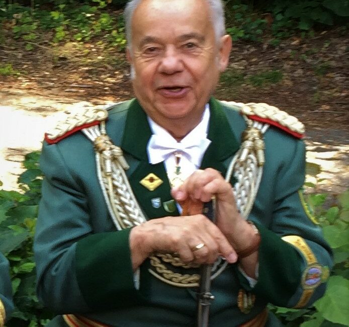 Unser General Hans Mahler ist verstorben Unser General Hans Mahler ist verstorben